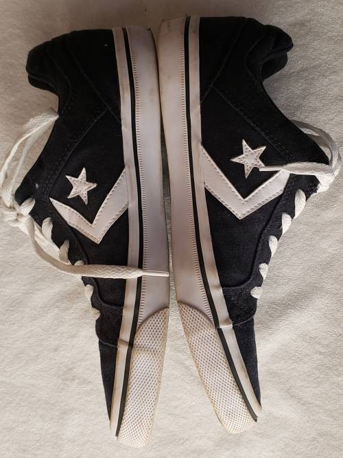 Converse Trainers size UK 8**IN STOCK**