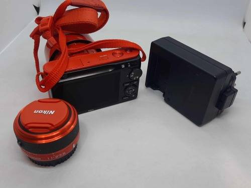 Nikon 1 J2 - Mirrorless Digital Camera