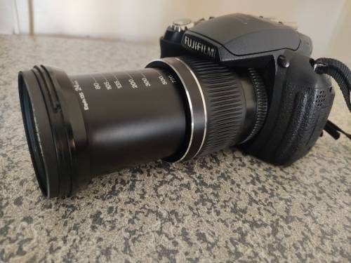 FUJIFILM FINEPIX HS10