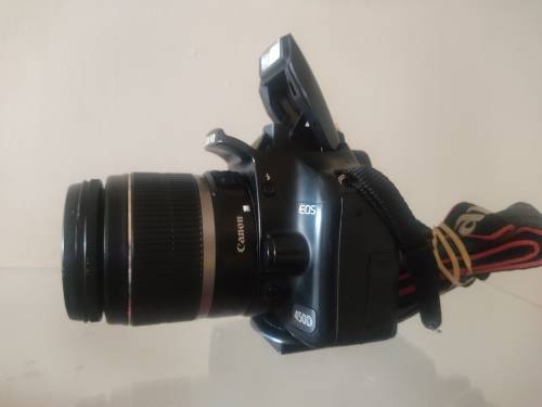 Canon 450D DSLR camera