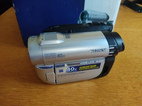 Sony DCR-DVD610E Camcorder