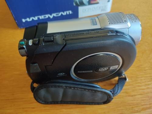 Sony DCR-DVD610E Camcorder