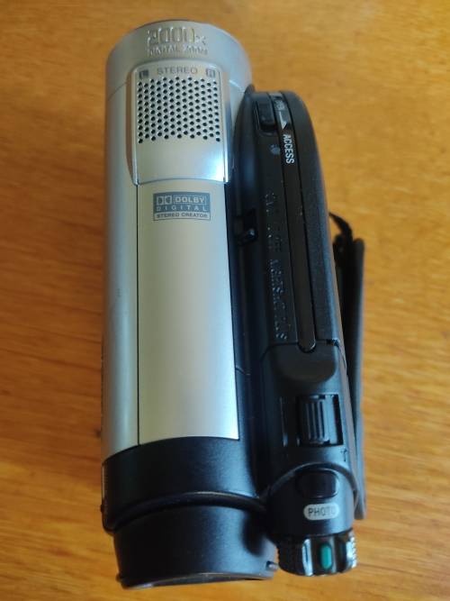 Sony DCR-DVD610E Camcorder