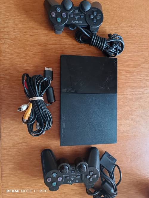 Sony Playstation 2 + TEKKEN 5 GAME