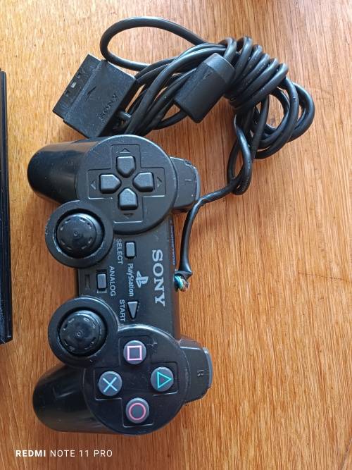 Sony Playstation 2 + TEKKEN 5 GAME