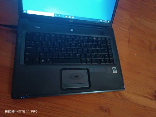 HP G700 - 2.5GB Ram - 500GB HDD - Windows10 Pro PLEASE READ