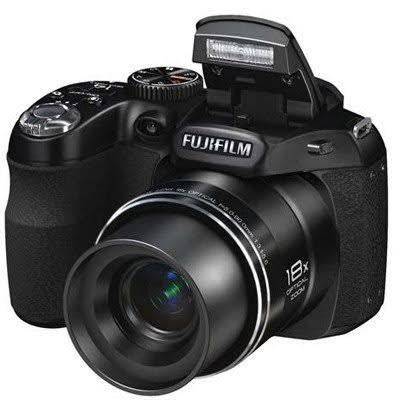 Fujifilm Finepix S2995 - 18x Zoom - 14MP - Bridge DSLR like Digital Camera