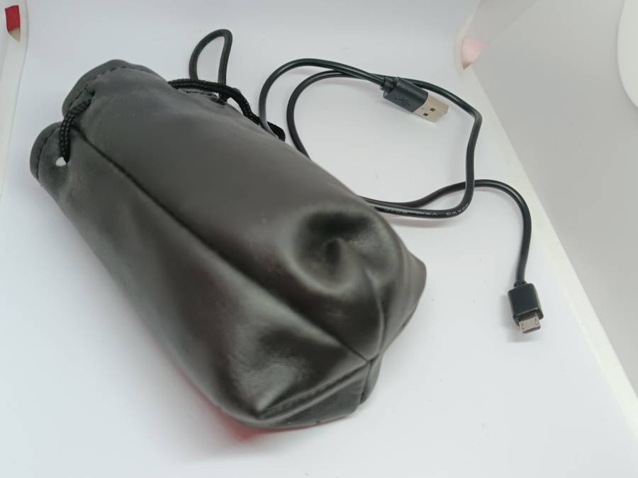 Sony Cyber-shot DSC-HX90V - 18.2MP - 30x Zoom - Digital Camera