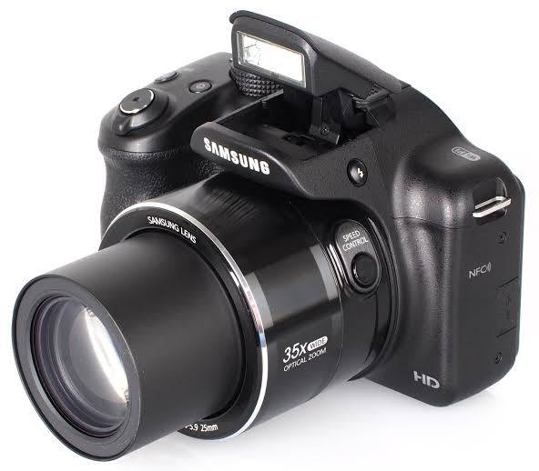 Samsung WB1100F - 35x Zoom - 16MP - Smart Camera (wifi)