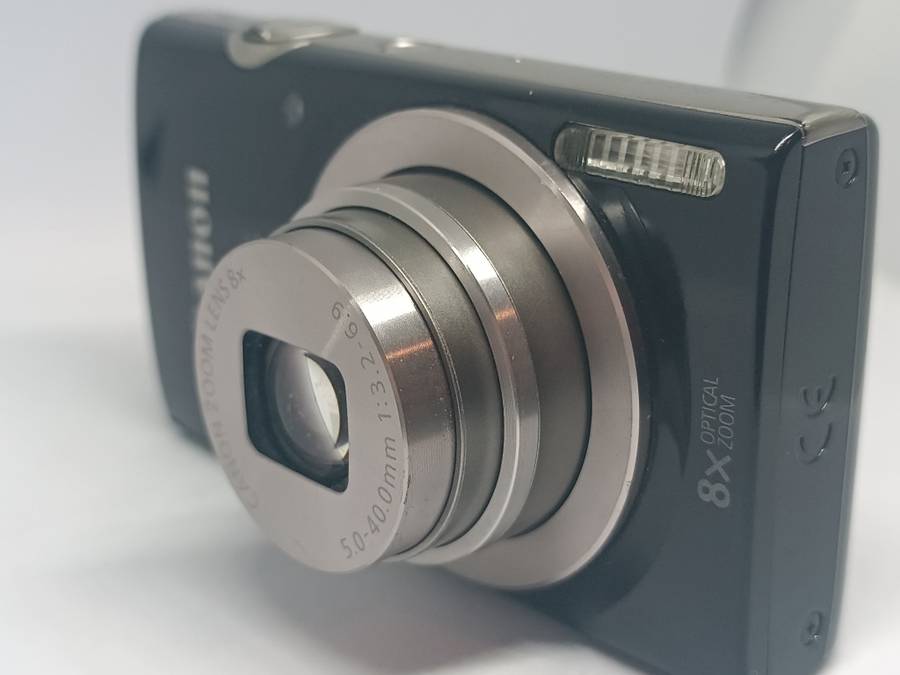 Canon IXUS 185 - 20MP - 8x Zoom - Digital Camera