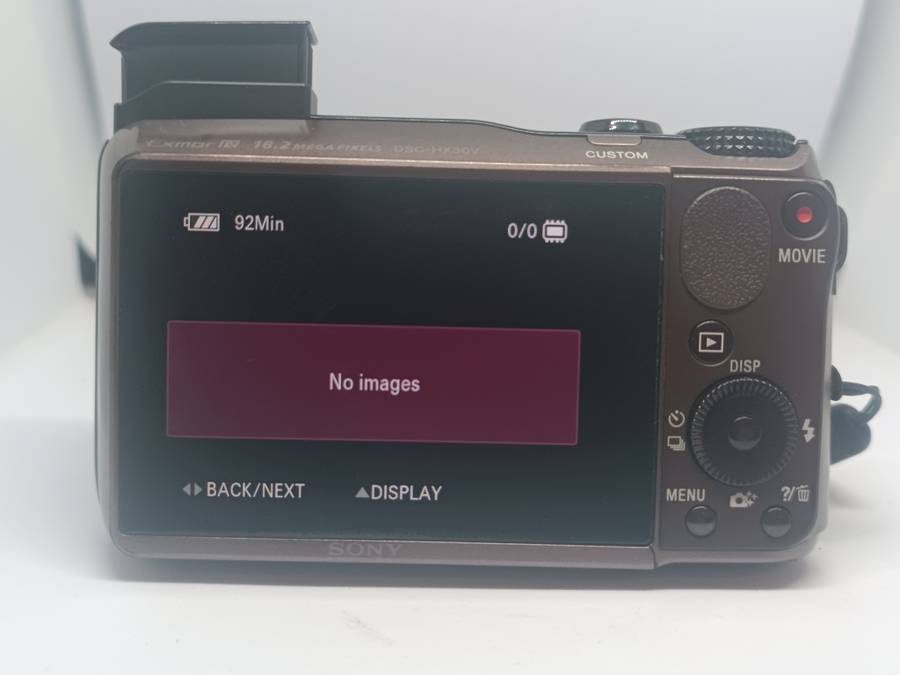 Sony DSC-HX30V - 18.2MP - 20x Zoom - Wifi Digital Camera