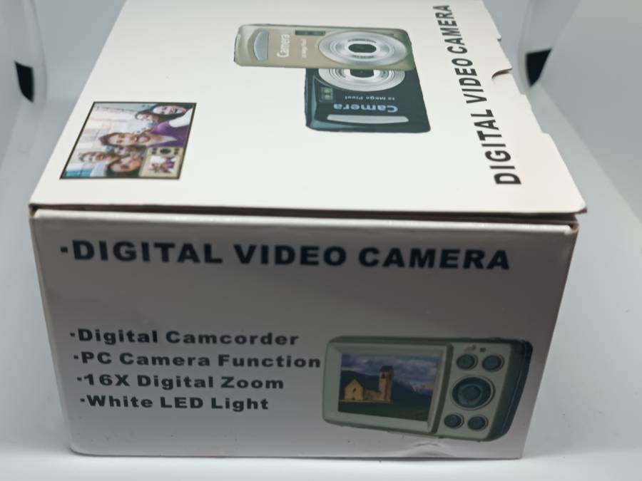 Digital Camera - 16MP - 4x Zoom
