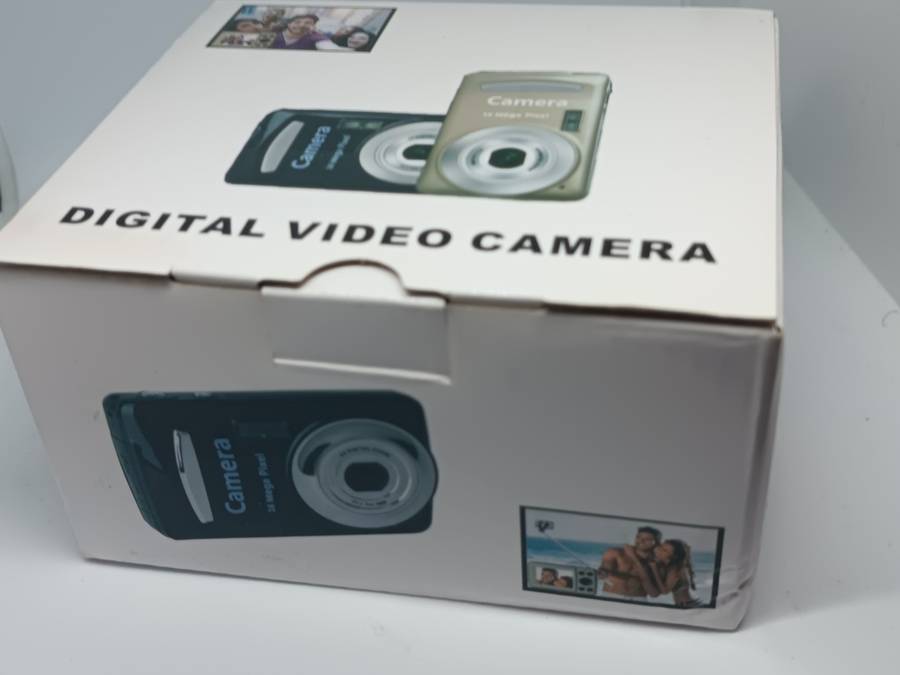 Digital Camera - 16MP - 4x Zoom