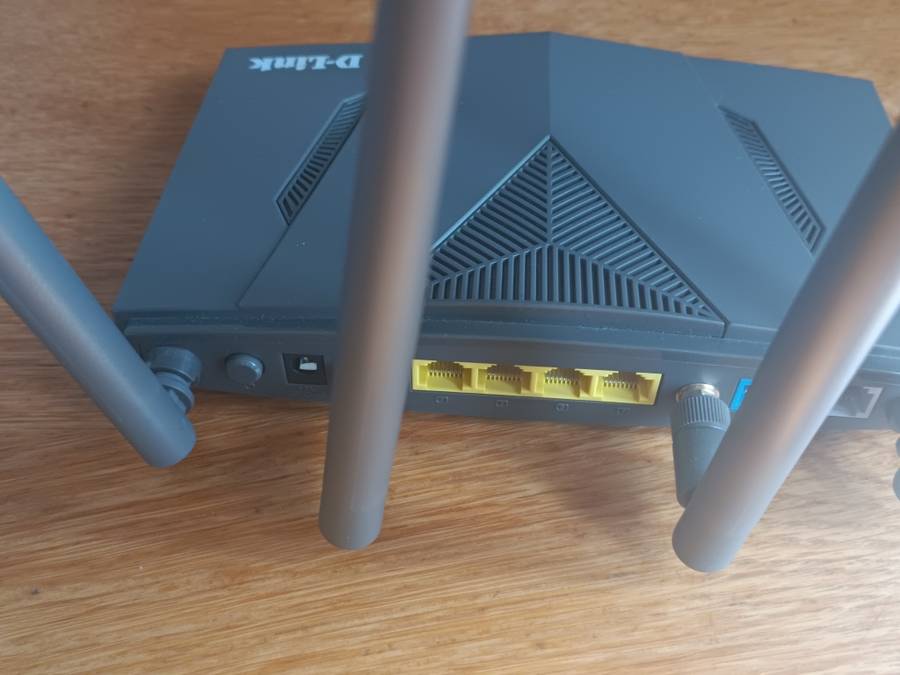 D-Link LTE CAT6 DWR-957M Telkom Router