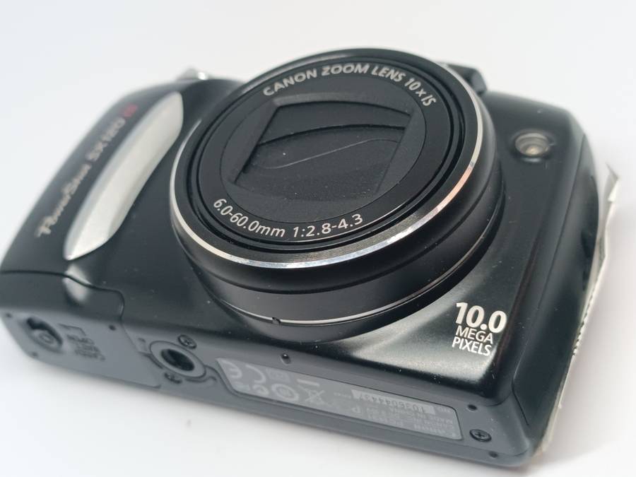 Canon POWERSHOT SX120iS - 10MP - 10x Zoom - Digital Camera