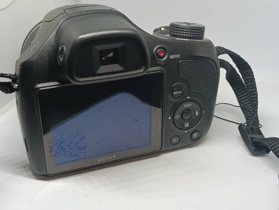 Sony Cyber-Shot DSC H400 - 20.1MP - 63x Zoom - Digital Camera