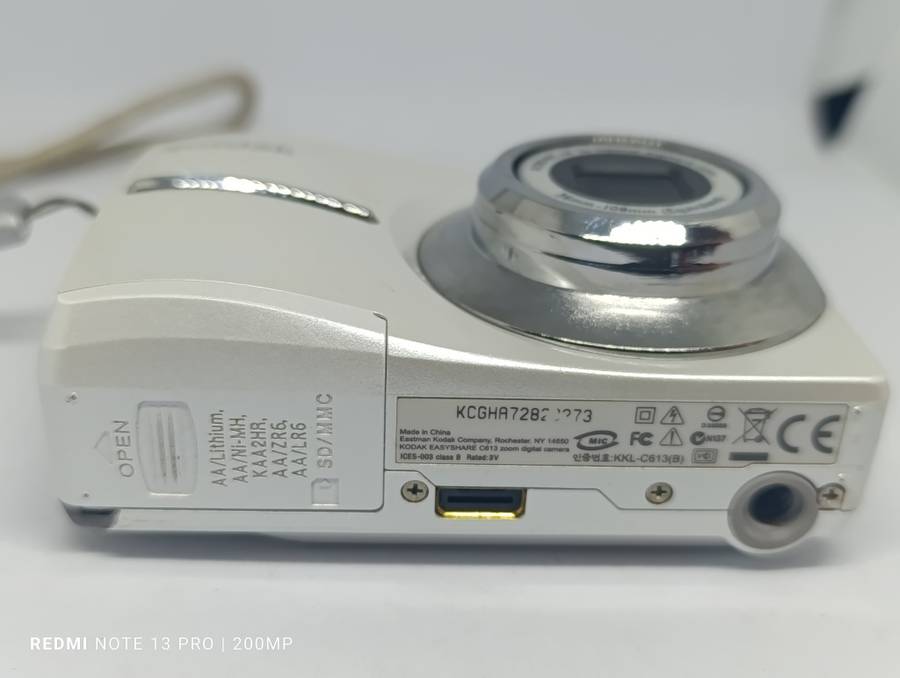Kodak EasyShare C613 - 6.1MP - 3x Zoom - Digital Camera
