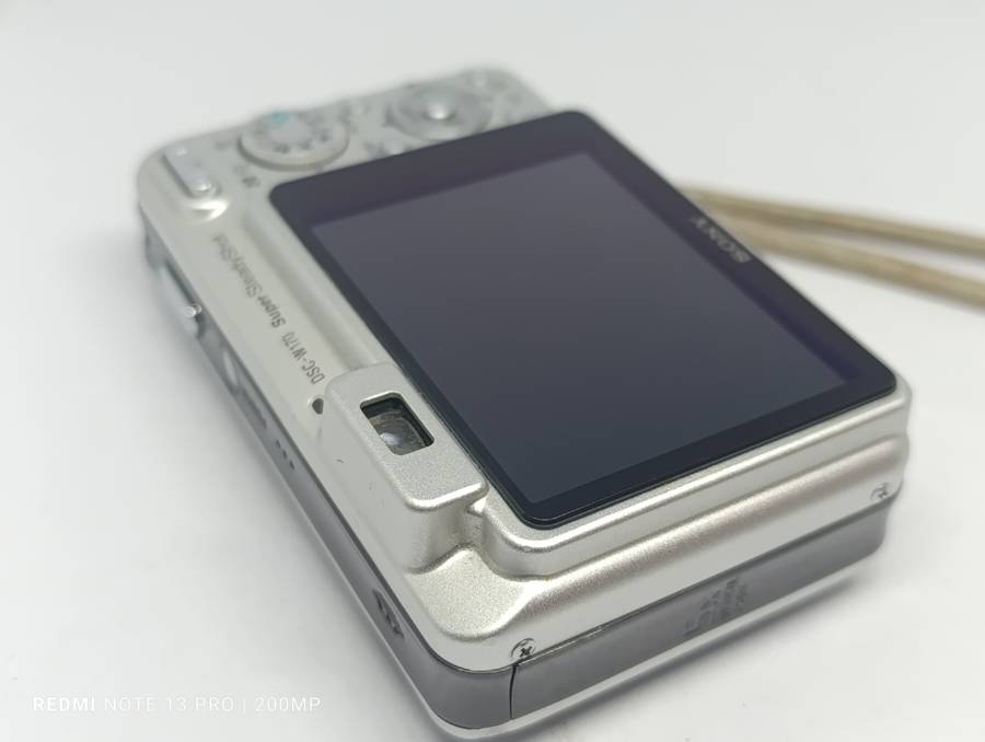 Sony Cybershot DSC-W170 - 10.1MP - 5x Zoom - Digital Camera