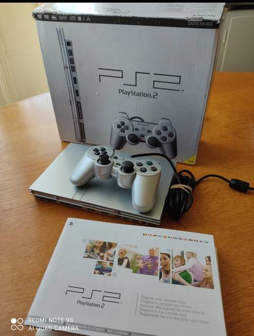 PS2 CHIPPED CONSOLE WITH 13 GAMES!! DON'T MISS OUT ON THIS ONE!!!!!*******