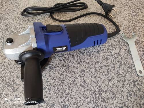SCHULTZ ANGLE GRINDER 500W