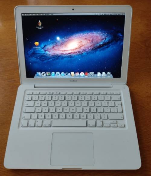 APPLE MACBOOK 13 INCH