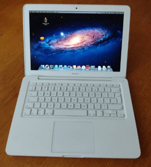 APPLE MACBOOK 13 INCH