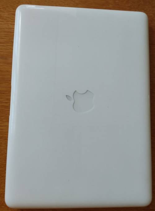 APPLE MACBOOK 13 INCH