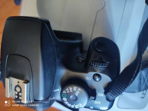 Canon EOS 1000D (please read)