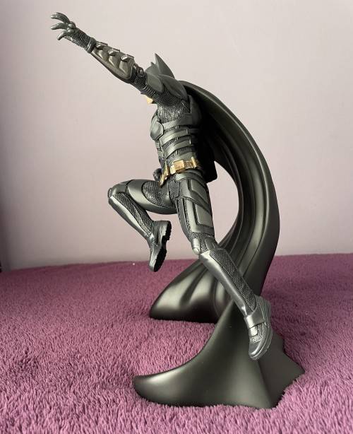 Christian Bale Batman Statue Dark Knight sculpted by Kolby Jukes DC Direct Limited Edition 1465/6000