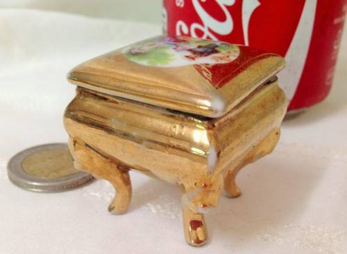 miniature*TRINKET BOX!!! LIMOGE STYLE FRENCH" Romance" !!GREAT COUNTRY HOME DECOR!!