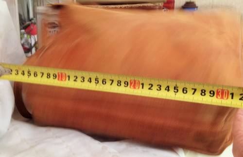 OLD LEATHER SATCHEL 2 DIVISION!!!GREAT COUNTRY HOME DECOR!!!*L@@K AT MY BUY NOW LISTINGS No WAITING