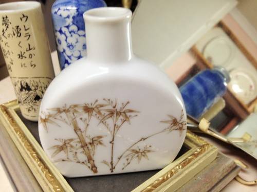 POTs - 3 Oriental decor on each  bridge+script White  leaves LOOK At My Buy Now items NO WAITING