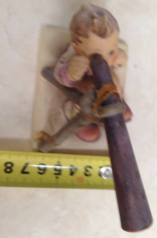 bid each one*1 BOY  HUMMEL+1 SYLVAC SCARDY CAT-BESWICK DOG REPAIRED DAMAGES TO CERAMIC* SO.So  Sweet