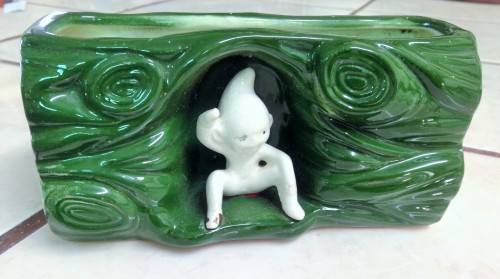 VASE - PIXIE IN WALL ceramic S.A