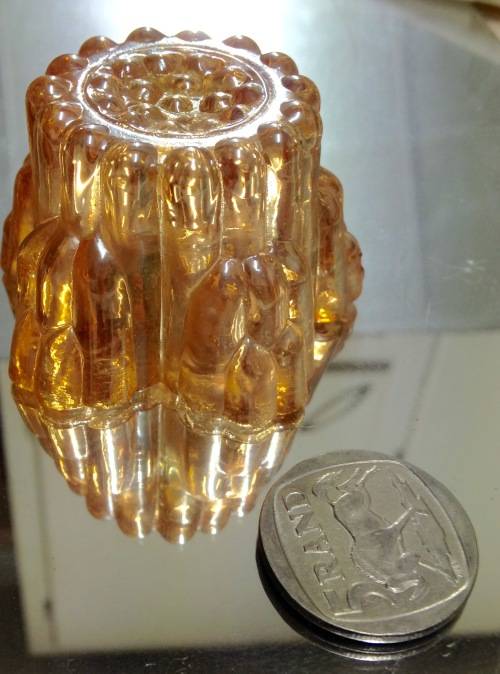 1GLASS PAPER WEIGHTcarnival style glass style