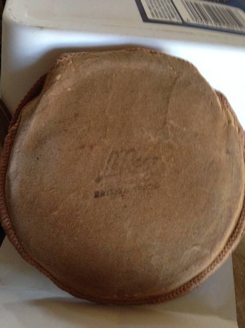 COMPACT Powder -  PYGMALION - decorative NEEDLE POINT TOP - England