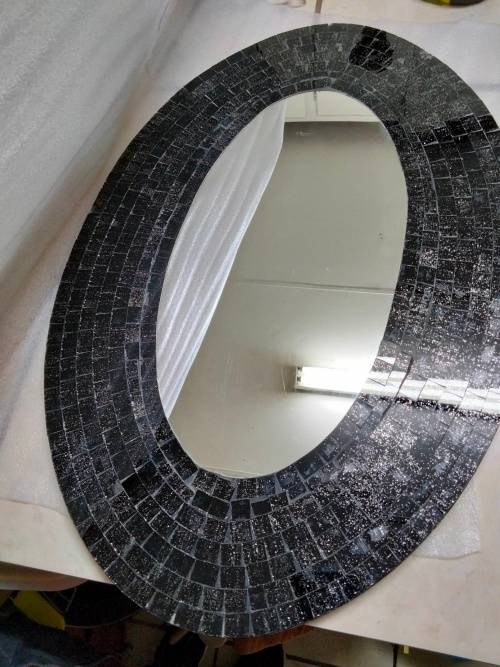 `MIRROR MOSAIC Black Tiles back wire to hang Note