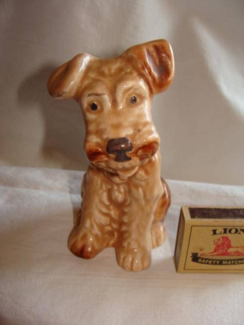 SYLVAC DOG BROWN NO 1378 MADE IN ENGLAND-see pictures