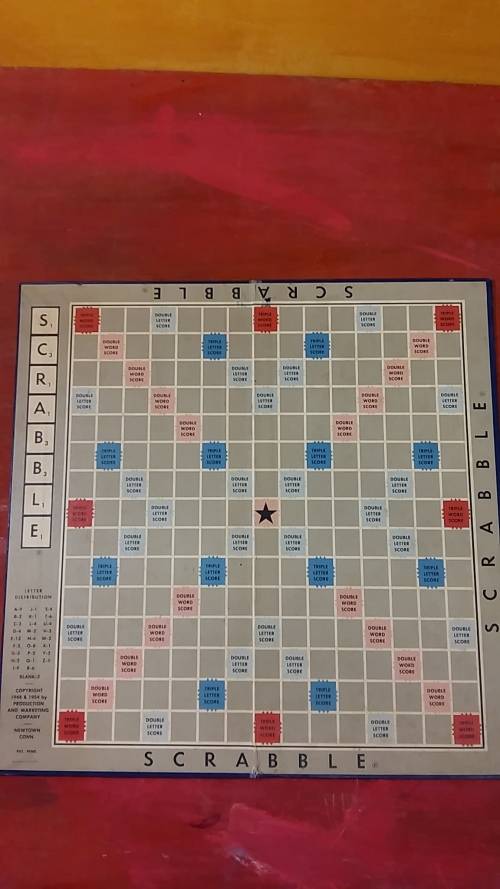 VINTAGE SCRABBLE SET
