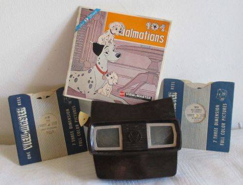 VINTAGE VIEW MASTER WITH 5 REELS AND BOOKLET