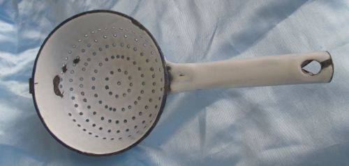 ENAMEL SIEVE