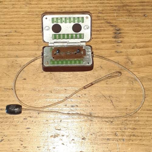 Safety Razor Blade Sharpener