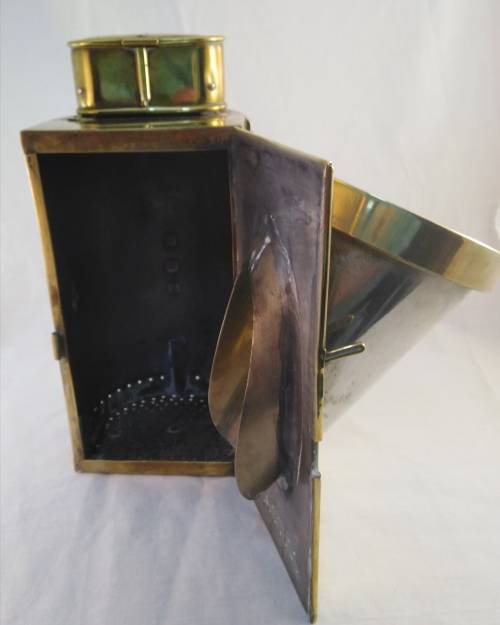 SHIPS LAMP IN SOLID BRASS  G. BOCOCK & CO LTD 1942 BIRMINGHAM