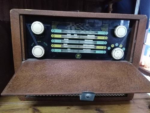 SMD VINTAGE VALVE  RADIO