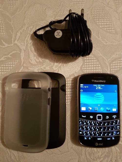 ~~ BLACKBERRY 9900 BOLD, GREAT CONDITION - PLEASE READ ~~