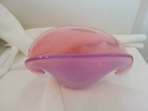Murano  Italian clam shaped glass  bowl design attributed to Seguso