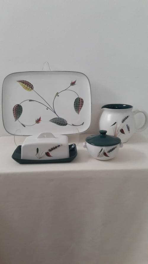 Denby Retro Midcentury  Stoneware x 4 items in the Greenwheat and Spring patterns by Albert Colledge
