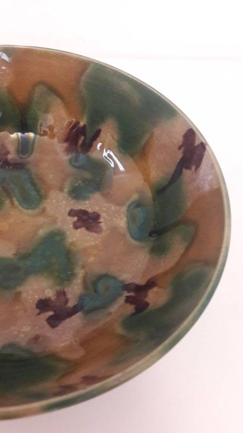 Chinese ceramic bowl Qing dynasty 19th Century with Sancai glaze