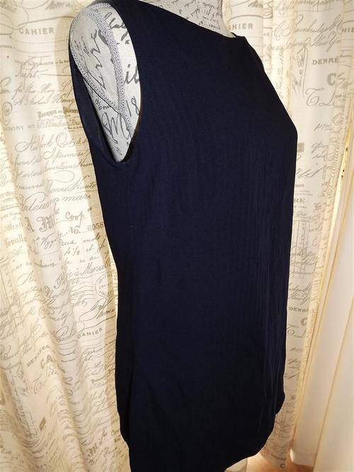 R1.00start  LADIES QUEENSPARK NAVY STRIPED  'GIORGO' FULLY LINED SLEEVELESS TOP - NEVER WORN-SIZE 12