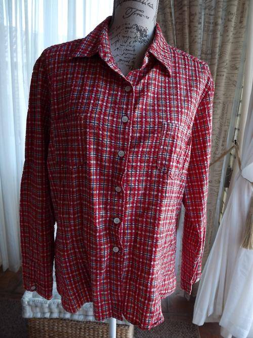 LADIES  TRUWORTHS 'OUTBACK RED'   CHECK  BUTTONED LONG SLEEVE TOP  -SIZE 40